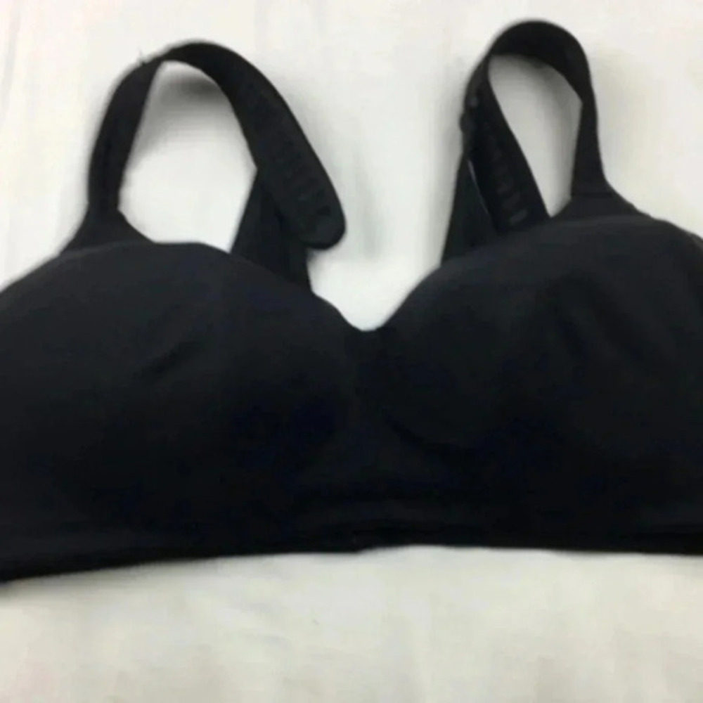 Un Brand Ladies Bras 42 D